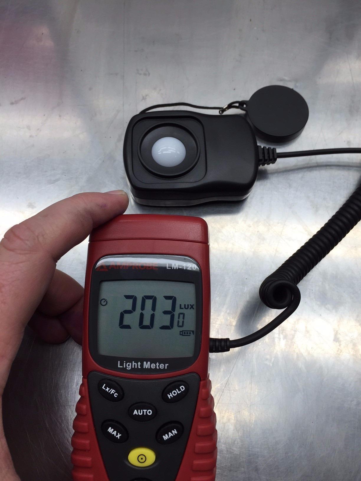 Beha LM-120 Luxmetro Digitale con Data Hold