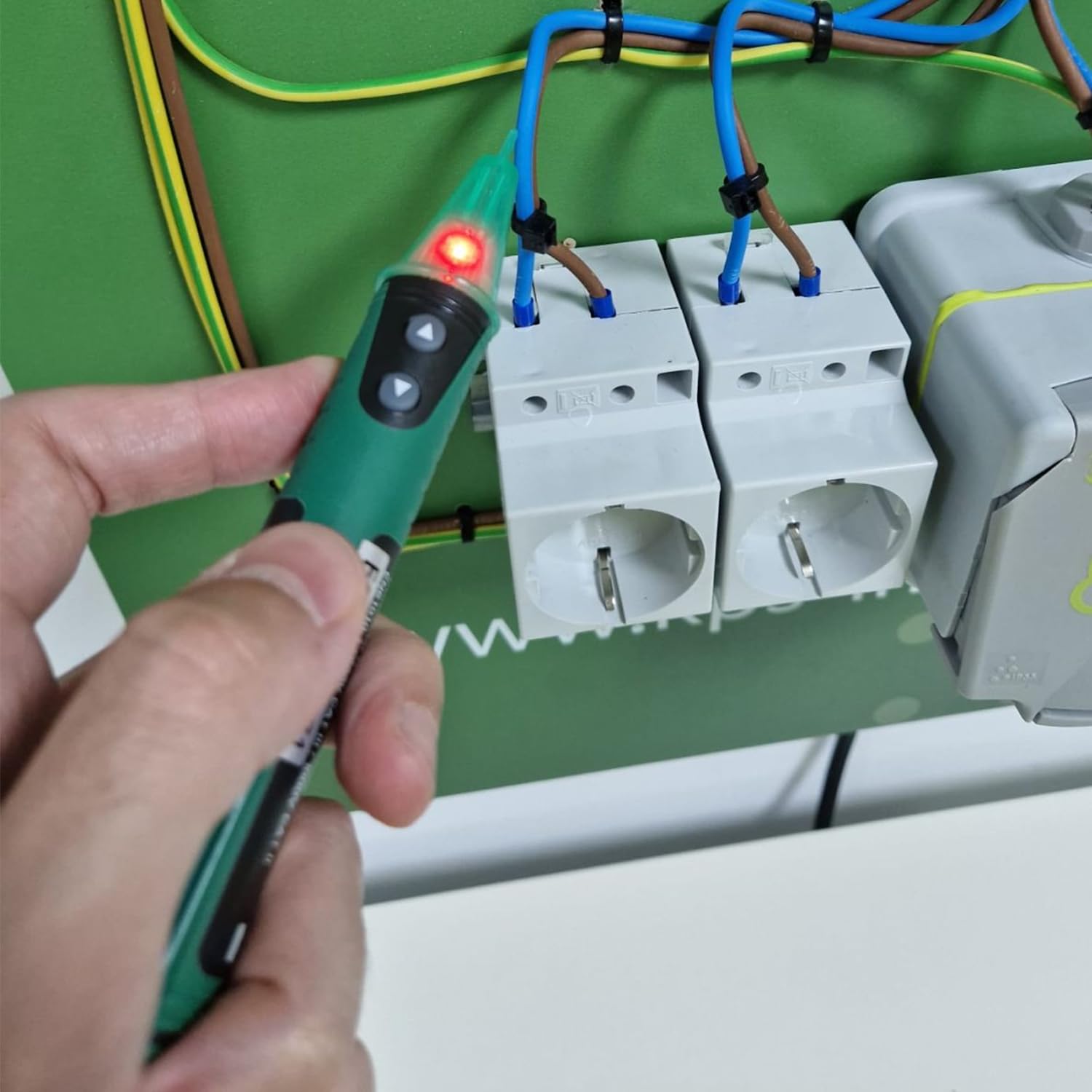 KPS DT120 rilevatore tensione senza contatto 12-1000V NCV